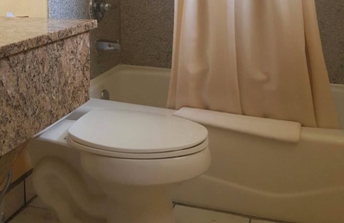 Coleman Hotel | Budget In