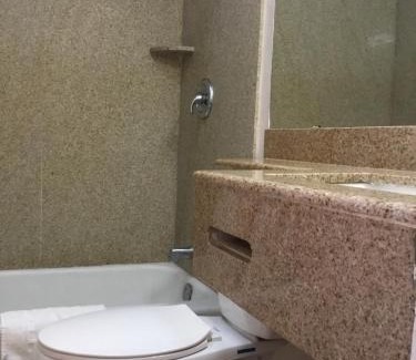 Plainview Hotel | Budget Inn Plainview