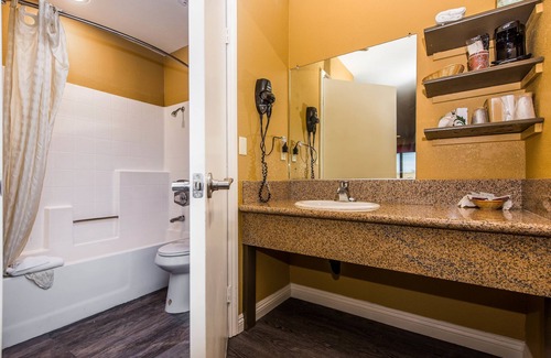 Santa Fe Springs Hotel | Budget Inn