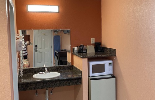 Old Mountain View Hotel | Budget Motel