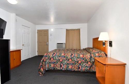 Overlook Hotel | Budget Motel