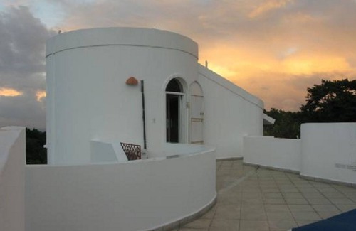 La Mulata Apartamento | Budget room in Dominican house with pool
