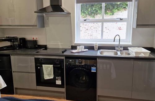 Norwich Apartamento | Budget Studio Apartment Ensuite Shower & Parking