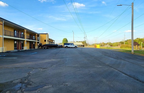 Scottsboro Hotel | Budgetel Inn