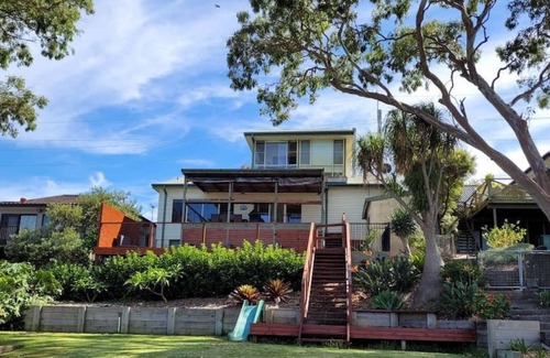 Budgewoi Casa | Budgewoi Front Lake Oasis