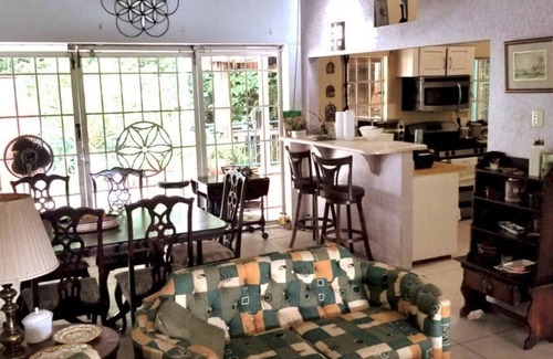 Port of Spain Apartamento | BUENA VISTA | Views Pool Location Wellness Nature