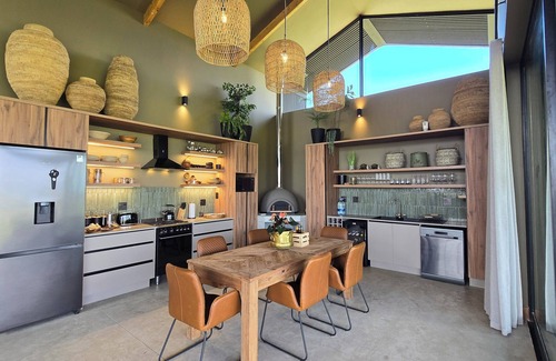 George Cabina | Buff & Fellow Eco Cabins