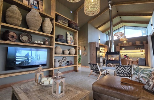 George Cabina | Buff & Fellow Eco Cabins