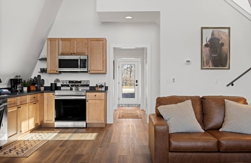 Chattanooga Valley Cabina | Buffalo Bluff | Western A-frame Cabin | Bluff Views!