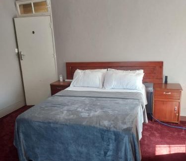 Livingstone Cabina | Buffalo Bob Lodge