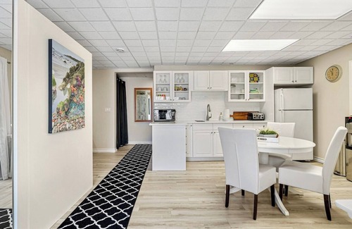 Rochon Sands Apartamento | Buffalo Lake Lakefront Sunroom KingBD