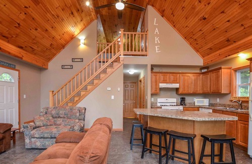 Ovid Casa | Bufflehead Bungalow: "Diversión familiar!"