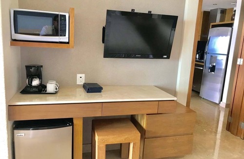 Colonia Olímpica Hotel | Buganvilias Resort Vacation Club (by Sheraton) Suite ambassador (6-8 personas)