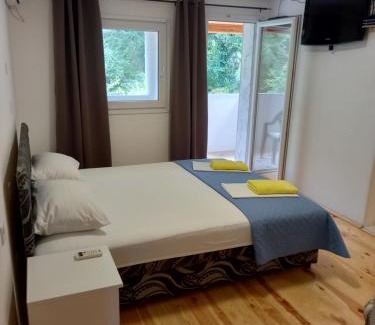 Podmaine Apartamento | Bugenvilija