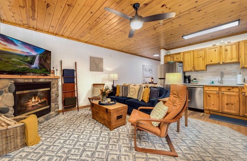 Fall River Estates Condominio | Bugle Point B08 (HT)