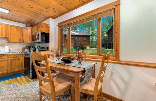 Fall River Estates Condominio | Bugle Point B08 (HT)