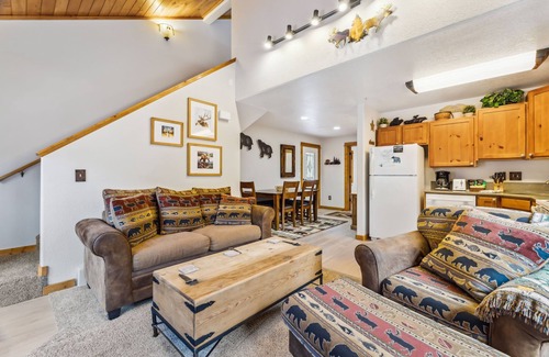 Fall River Estates Condominio | Bugle Pointe A01 (NO HT)