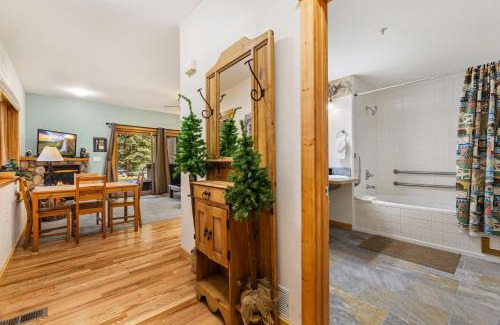 Fall River Estates Apartamento | Bugle Pointe A02 by Estes Park Condos