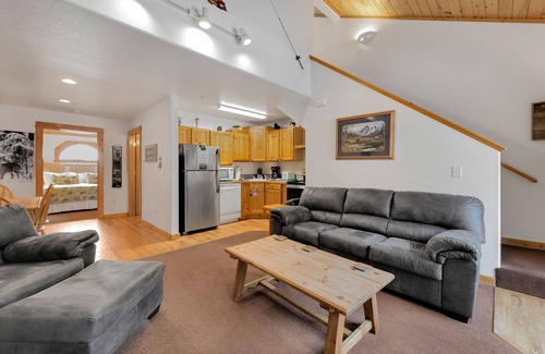 Fall River Estates Condominio | Bugle Pointe A03 (HT)