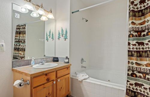 Fall River Estates Apartamento | Bugle Pointe B18 by Estes Park Condos