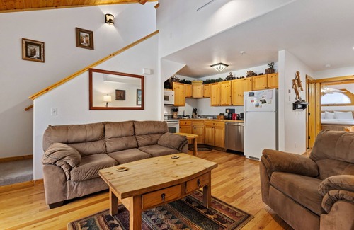 Fall River Estates Condominio | Bugle Pointe B21 (HT)