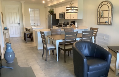 Lakewood Ranch Condominio | Building in Lakewood Ranch? Need a temporary place to stay?