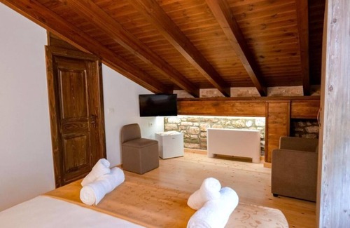 Berat Hotel | Bujtina Kapllani