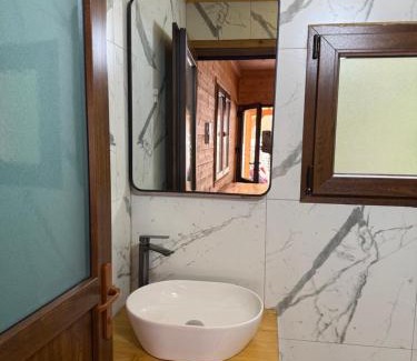 Kukes County Casa | Bujtina Lindi