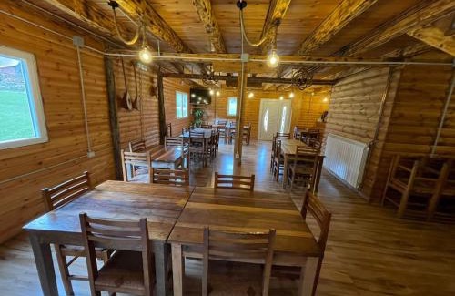Shale Casa | Bujtina ZEMRA TRADITES