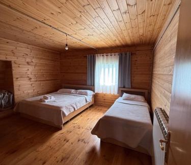 Shale Casa | Bujtina ZEMRA TRADITES
