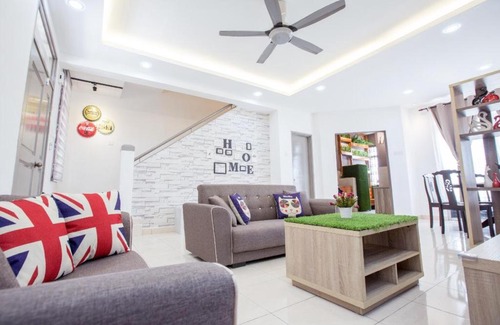 Bukit Indah Casa | Bukit Indah 8-16 Pax 5Min to Aeon Mall