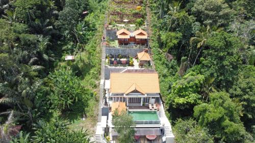 Tenganan Cabina | Bukit Kembang Sari