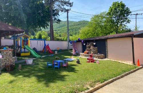 Arandelovac Apartamento | Bukuljska svežina 1