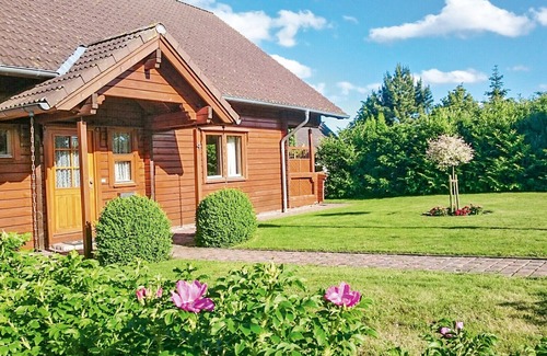 Dohnsdorf Casa | Bullerbü near the Baltic Sea - wooden house in the village