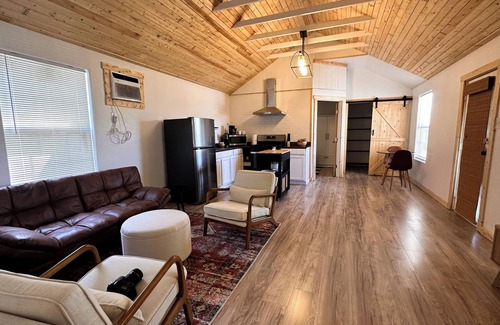 Buna Casa | Buna Boho Tiny Home- A newly renovated tiny home situated in the heart of Buna.