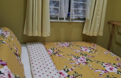 Kampung Sura Masjid Villa | Bunga Raya Guest House