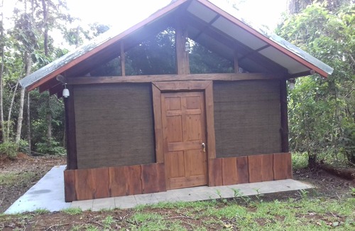 San Isidro de El General Casa | Bungalow con vista a la montaña y cascadas en Platanillo de Baru