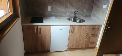 Republika Srpska Apartamento | Bungalovi Potočarska panorama