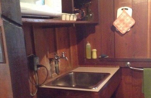 East Kootenay Cabina | Bungalow # 2 o # 3 con jacuzzi interior