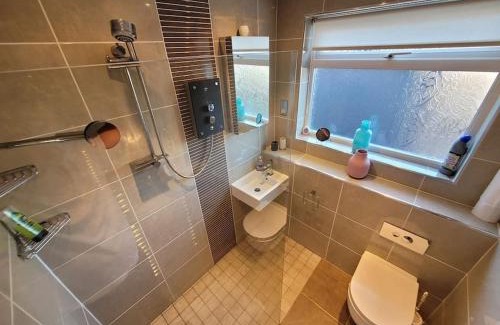 Mumbles Apartamento | Bungalow a few minutes from the sea.