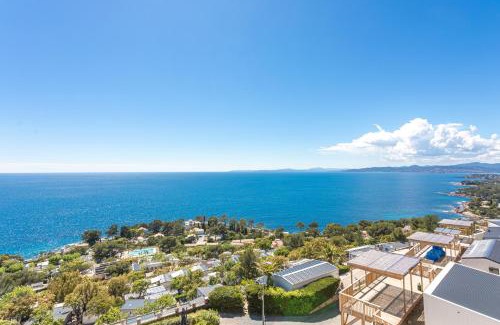 Le Dramont Complejo | Bungalow avec terrasse vue mer