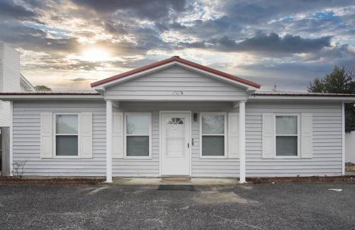 Crescent Beach Casa | Bungalow Bliss ※ Beach Cottage Blocks From Ocean