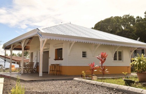 Riviere-Salee Casa | Bungalow Candy with Pool