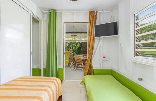 Riviere-Salee Casa | Bungalow charmant à Rivière-Salée avec terrasse privée