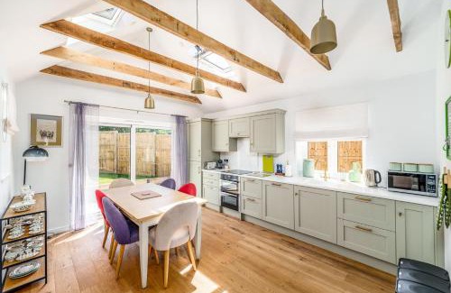 Angmering Casa | Bungalow Close to South Downs & Beach