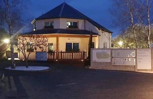 Onzain Casa | Bungalow confortable à Onzain avec piscine partagée