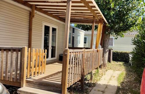 Vias Casa | Bungalow confortable à Vias avec piscine partagée