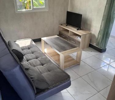 Basse-Terre Casa | Bungalow cosy près de Basse-Terre - 20 m² avec piscine