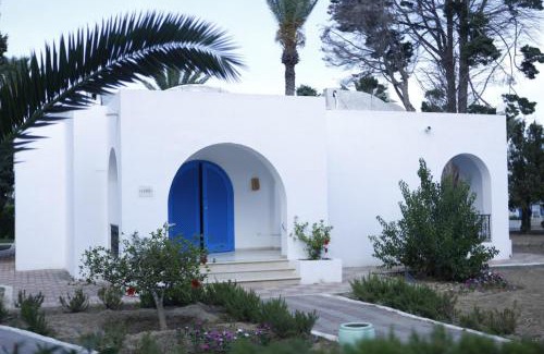 El Aouina Casa | Bungalow de Luxe en Bord de Mer a Nabeul