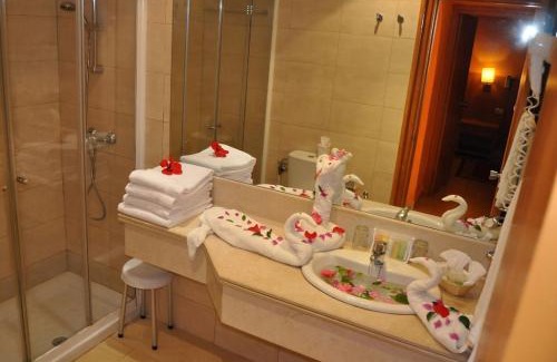 Dar Chaabane Al Fehri Casa | Bungalow de Luxe en Bord de Mer a Nabeul